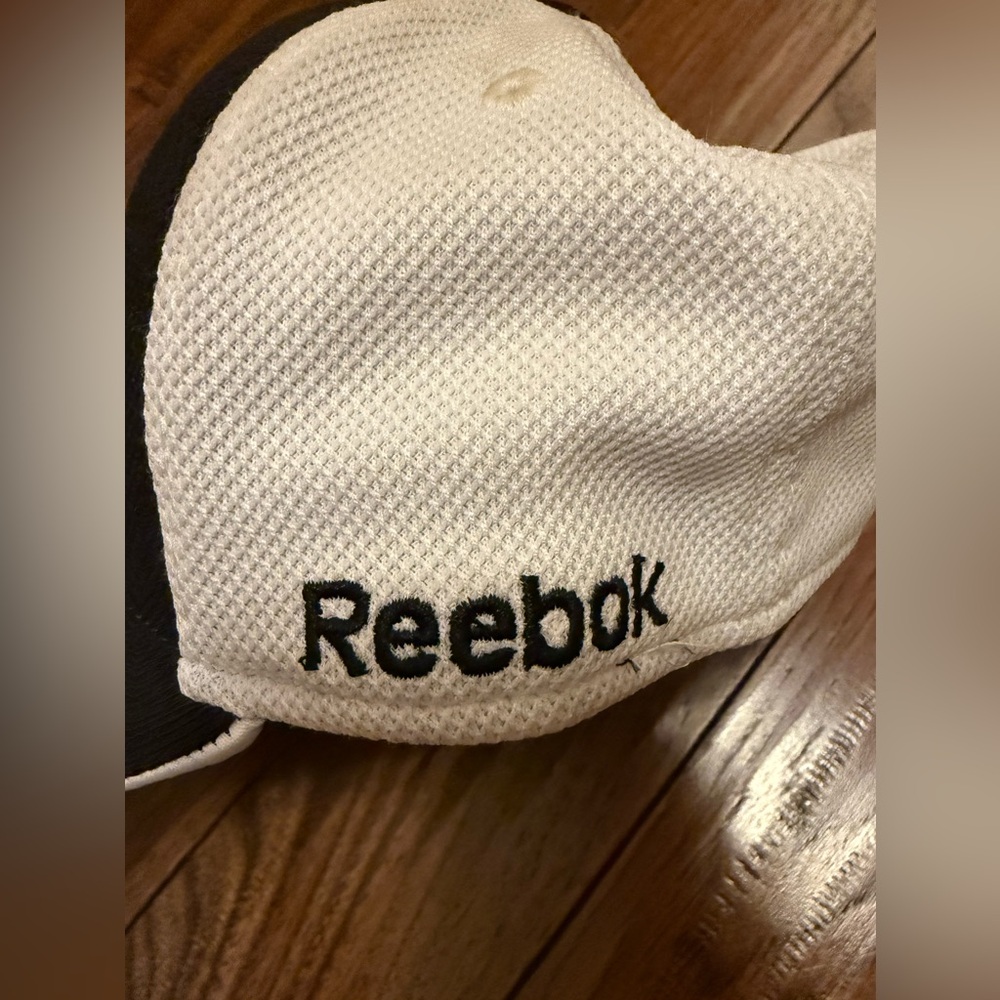 Chicago Blackhawks Reebok Center Ice Collection Winter Classic 2017 Small Medium - Picture 2 of 5